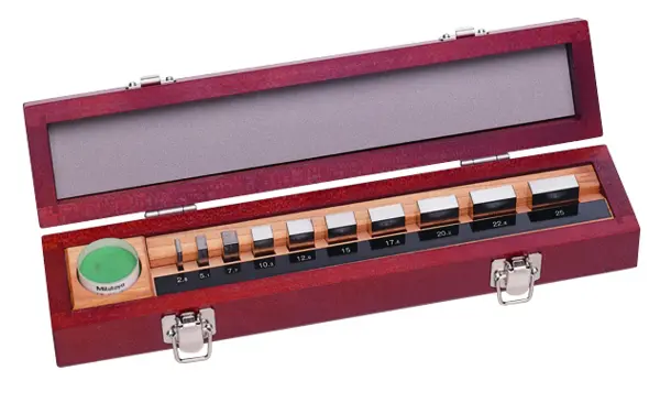 Image of gauge block set, metric, ins. cert., iso 10 blocks, grade 0, steel, opt. parallel 12mm .
